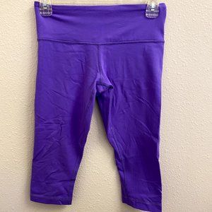 Size 2 Lululemon leggings purple capri cut
